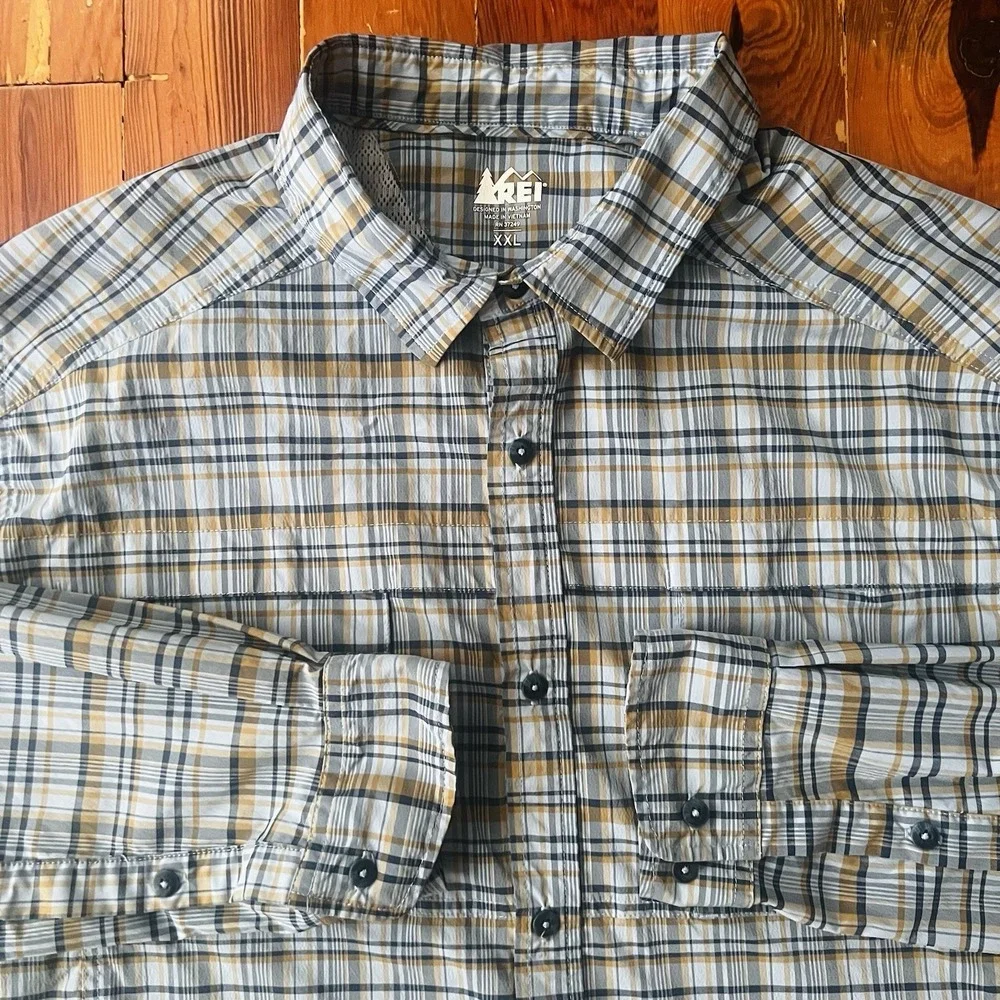 REI Co-op Men's XXL Plaid Long Sleeve Button-Up Shirt Outdoor‎ Hiking Stretch
